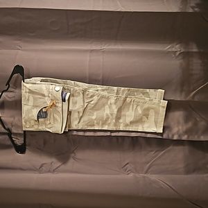 Democracy   Ankle Skimmer